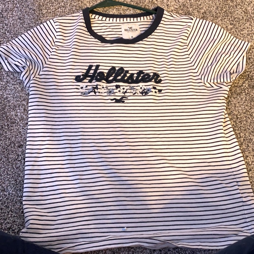 Hollister shirt